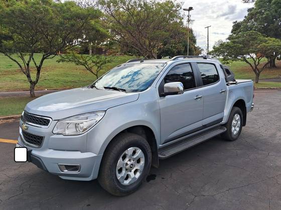 CHEVROLET S10 2.4 LTZ 4X2 CD 8V FLEX 4P MANUAL CHEVROLET S10 2.4 LTZ 4X2 CD 8V FLEX 4P MANUAL